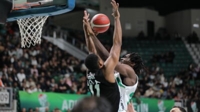 Türkiye Sigorta Basketbol Süper Ligi'nde sahasında Beşiktaş Gain'e farklı mağlup