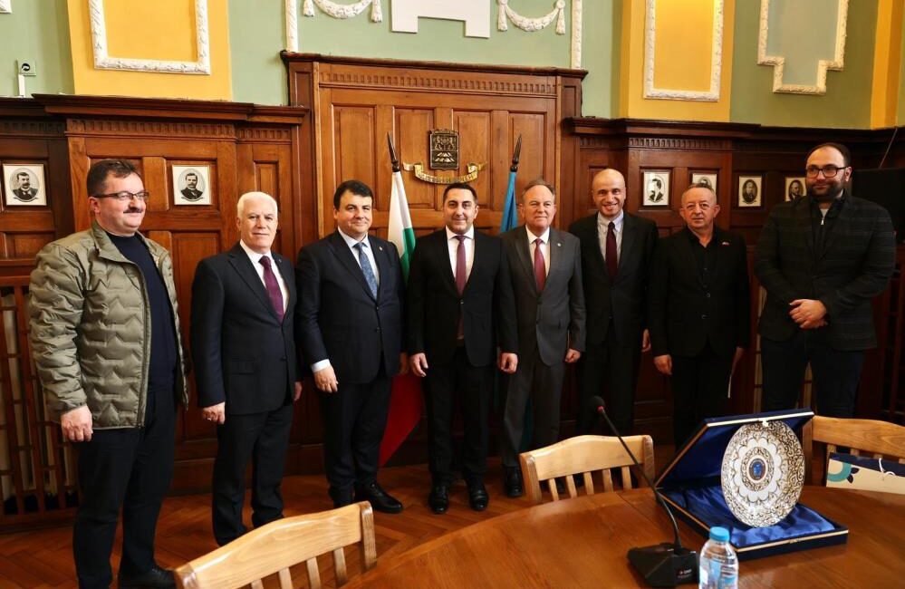 Ramazan programı kapsamında Balkanlar’ı ziyaret eden Başkan Mustafa Bozbey, soydaşlarla