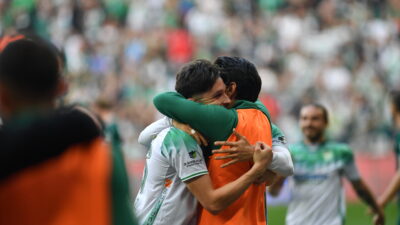 TFF 2. Lig Kırmızı Grup 24. haftasında Bursaspor evinde Kırklarelispor'u