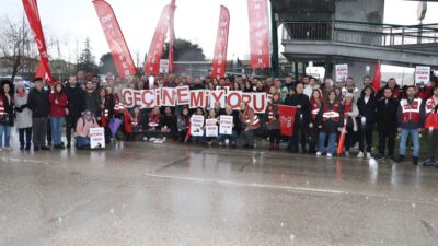 Cumhuriyet Halk Partisi Nilüfer İlçe Başkanlığı, artan hayat pahalılığına, asgari