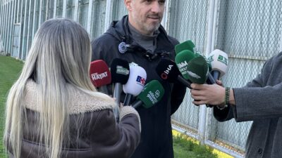 Bursaspor Teknik Direktörü Mustafa Er, takımın her maça aynı ciddiyet
