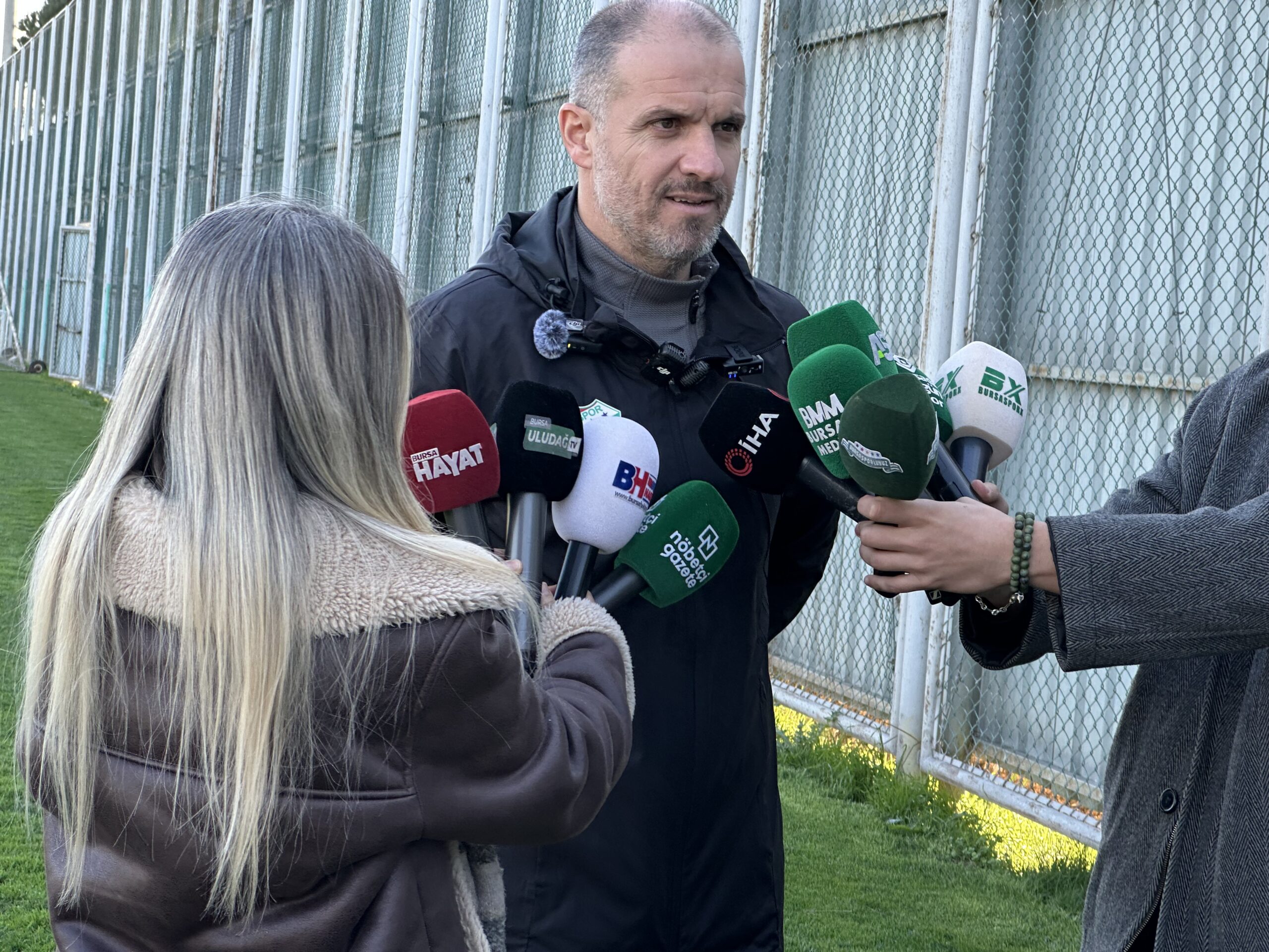 Bursaspor Teknik Direktörü Mustafa Er, takımın her maça aynı ciddiyet