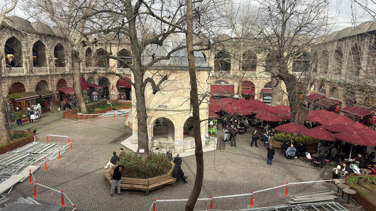 Bursa'da tarihi Koza Han'da tahliyelere yargı freni! 1 Bursam Medya -