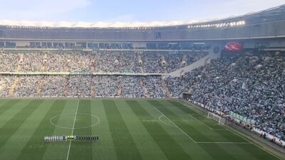 Bursaspor - Kırklarelispor maçında taraftar sayısı 41470 olarak açıklandı. 