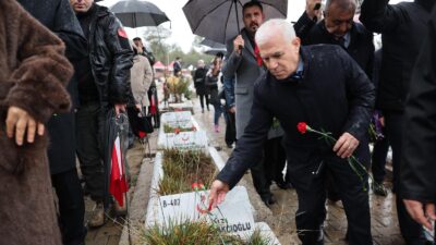Bursa Büyükşehir Belediye Başkanı Mustafa Bozbey, Cumhuriyet Halk Partisi tarafından 6