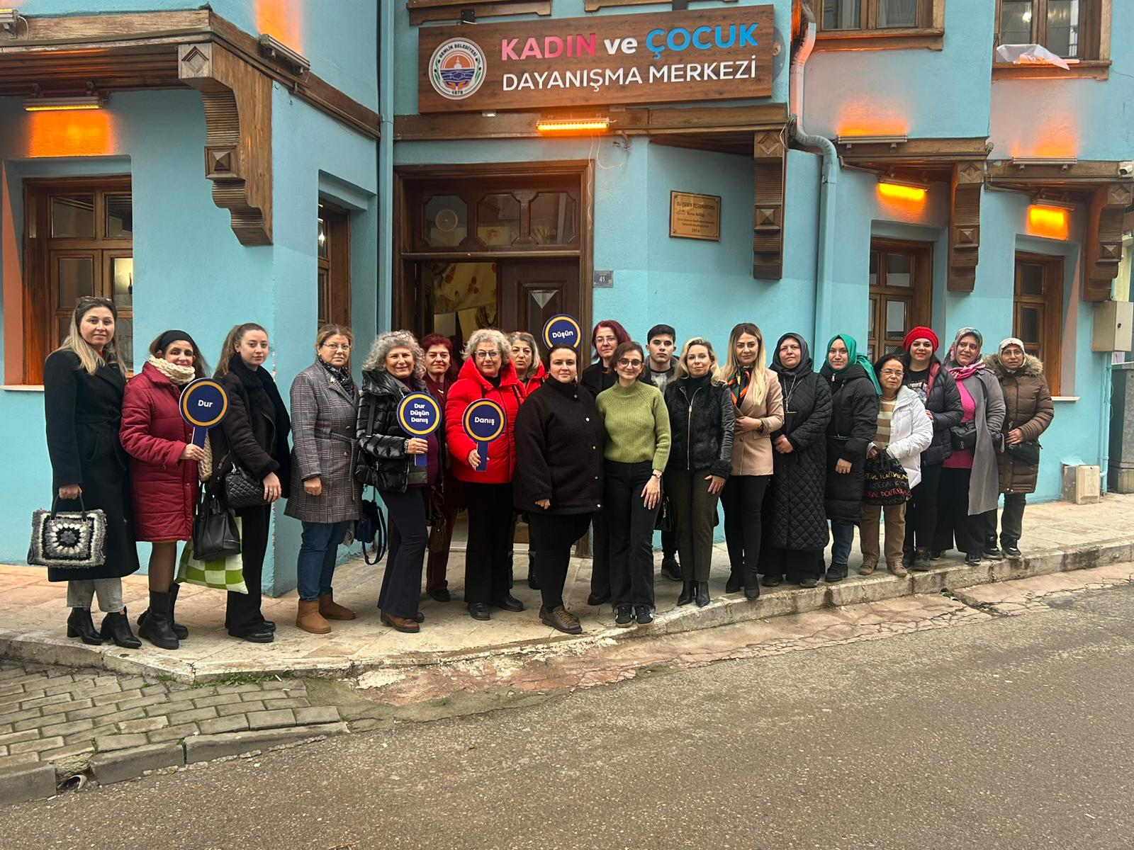 Gemlik Belediyesi ve Gemlik Kent Konseyi Kadın Meclisi organizasyonunda dijital