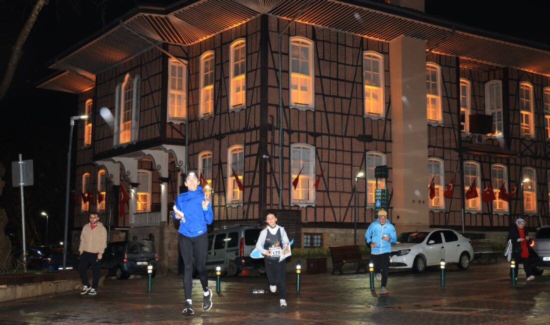 Bursa Büyükşehir Belediyesi tarafından Tarihi Çarşı ve Hanlar Bölgesi’nde düzenlenen