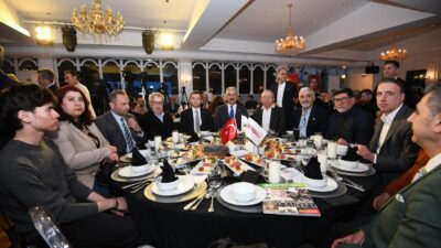 Osmangazi Belediye Başkanı Erkan Aydın, afet anlarında iletişim kesintilerinin önüne