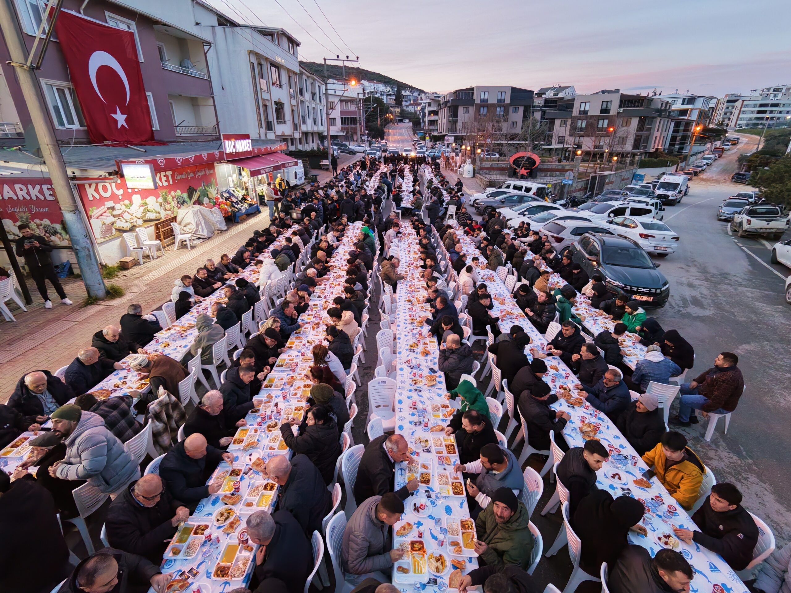 Soğuk hava sokak iftarını durduramadı 2 Bursam Medya -