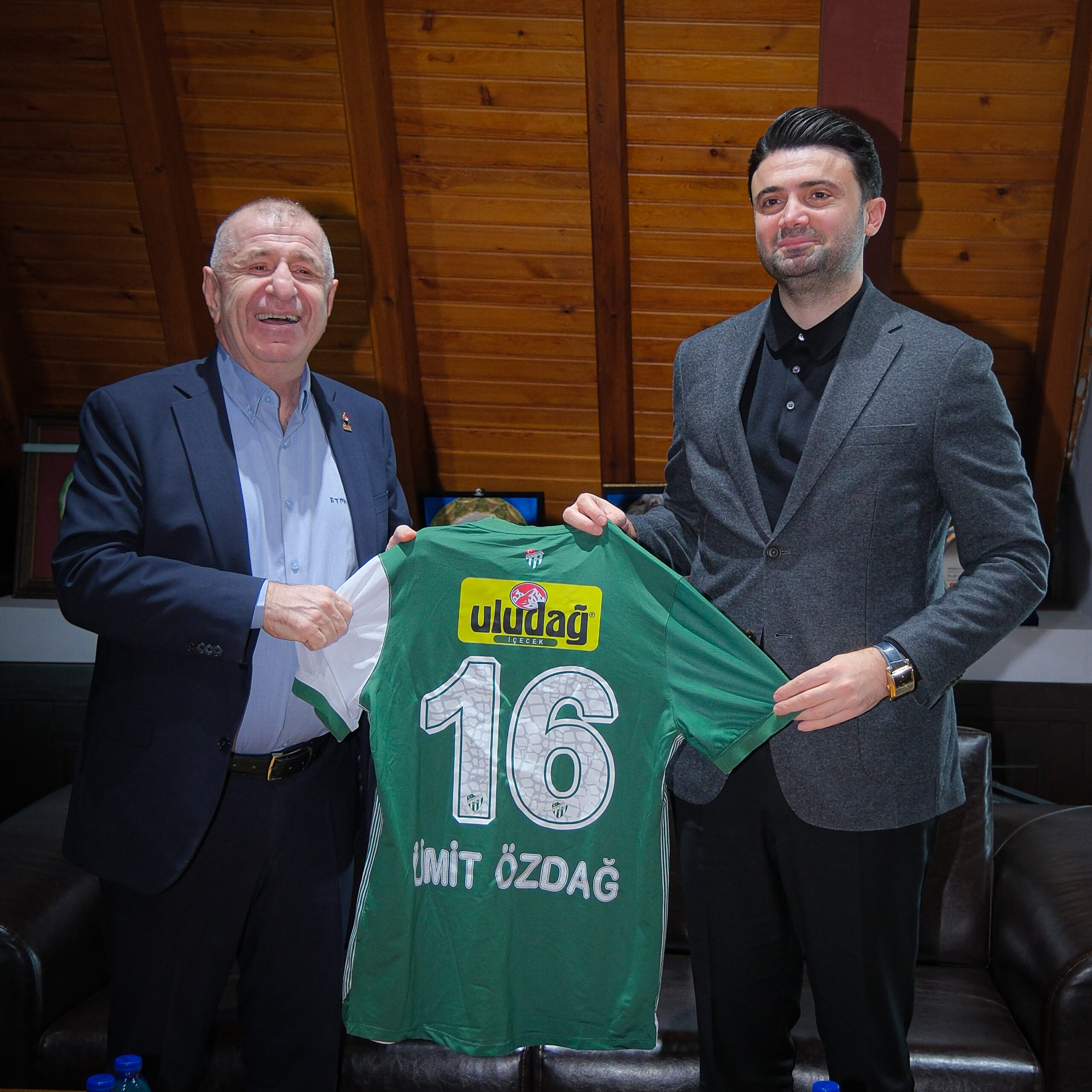 Zafer Partisi Genel Başkanı Ümit Özdağ ve beraberindeki heyet, Özlüce