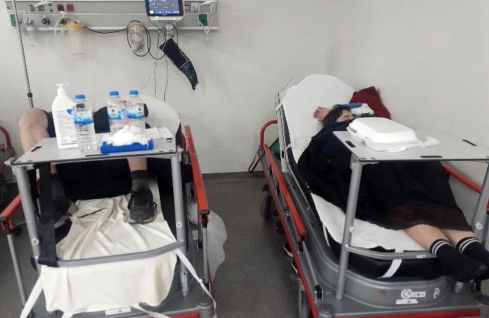 Bursa’da maddi hasarlı kaza sonrası çıkan kavga kanlı bitti. Çocuklu