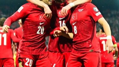 Kosova - Türkiye maçının 11'leri belli oldu.