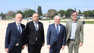 Nilüfer Belediye Başkanı Şadi Özdemir, satış listesine alınan FSM Bulvarı’ndaki