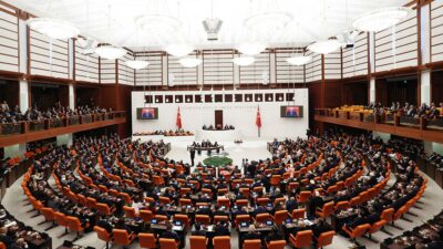 Resmî Gazete’de yayımlanan YSK kararıyla nüfus verilerine göre yapılan yeni