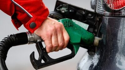Petrol fiyatlarındaki dalgalanmaya karşı akaryakıt fiyatlarında eşel mobil sistemi yeniden