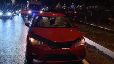 Bursa-Ankara karayolunda meydana gelen kazada yola çıkan yaya hayatını kaybetti,