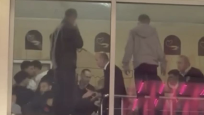 Bursa’daki Korupark AVM’de iki grup arasında çıkan kavgada 2 kişi