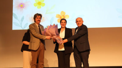 Bursa Uludağ Üniversitesi Tıp Fakültesi Hastanesi’nde görev yapan hemşireler, sağlık