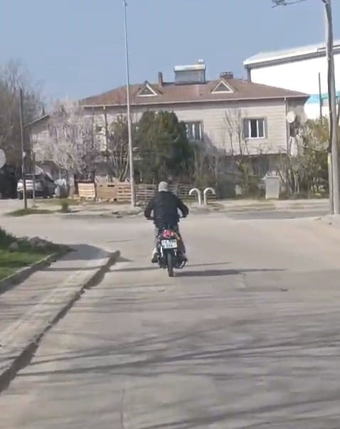 Abartı egzoz ile dolaştı, 58 bin lira ceza yiyince, "Devlet