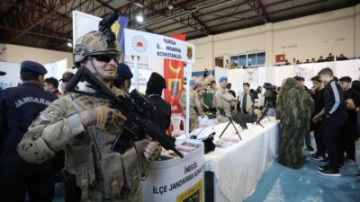 26 üniversite, 35 meslek ve 3 danışmanlık firması aynı çatı