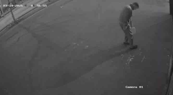 Bursa'nın Nilüfer ilçesinde bir pizza zincirine ait iki şubenin kundaklanmasına