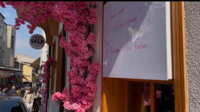 Bursa’da tarihi bir caddede üç ay önce hizmete açılan kafede