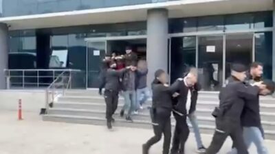  Bursa'da vatandaşları 7 milyar TL dolandırdıkları iddia edilen yatırım çetesi