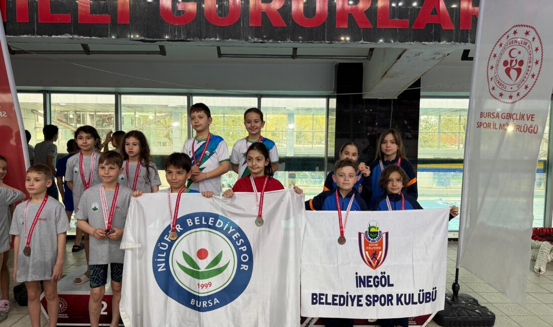 İnegöl Belediyespor yüzme takımı, Bursa’daki 23 Nisan yarışlarında 18 madalya