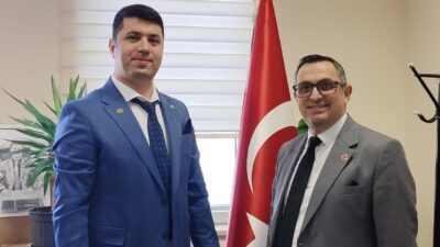 Gemlik’te seçmen listeleri askıya çıktı. Muhtarlık, vatandaşlara “mutlaka kontrol edin”