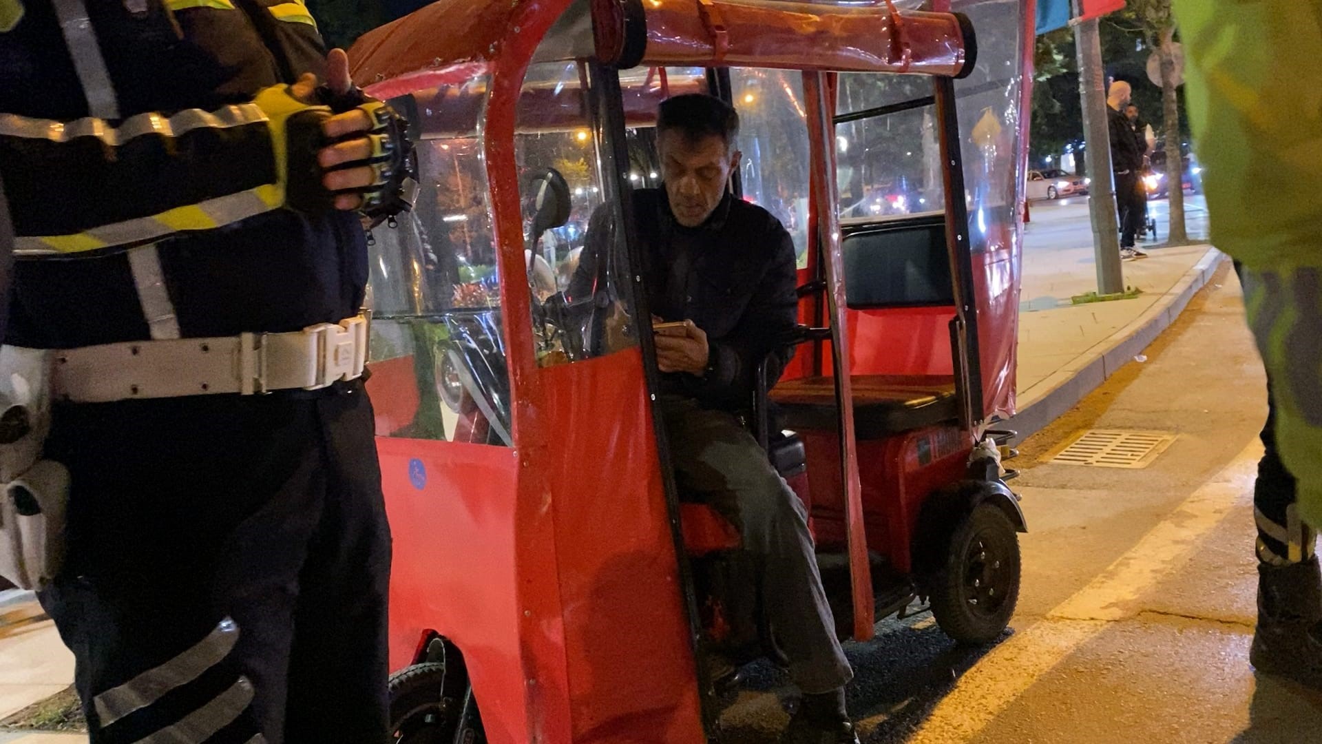 İnegöl’de maç kutlamaları sırasında alkollü araç kullanan sürücüye toplam 92