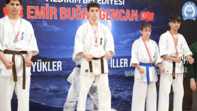 Bursa’da Yıldırım Belediyesi’nin spor yatırımları sonuç verdi. Kyokushin turnuvasında Yıldırımlı