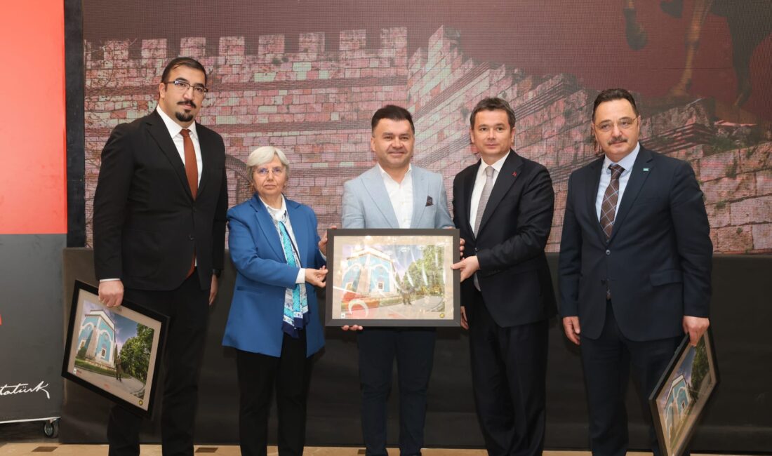 Osmangazi ve Ankara Kent Konseyleri iş birliğiyle düzenlenen programda iki