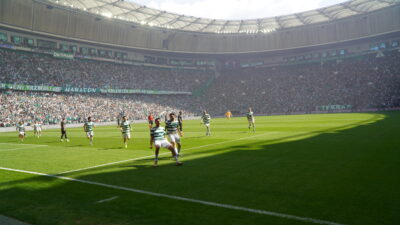 Bursaspor Somaspor'u 5-1 yenerek ligin bitimine 1 hafta kala şampiyonluğunu