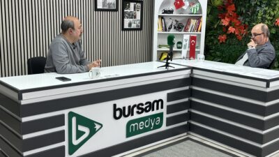 Bursaspor, kalan 2 maçta alacağı 1 puanla şampiyonluğunu ilan edecek.