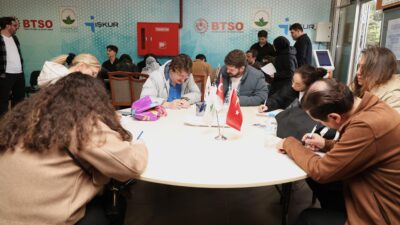 Osmangazi’de düzenlenen istihdam buluşmasında 120 kişiyle görüşme yapıldı, 35 kişi