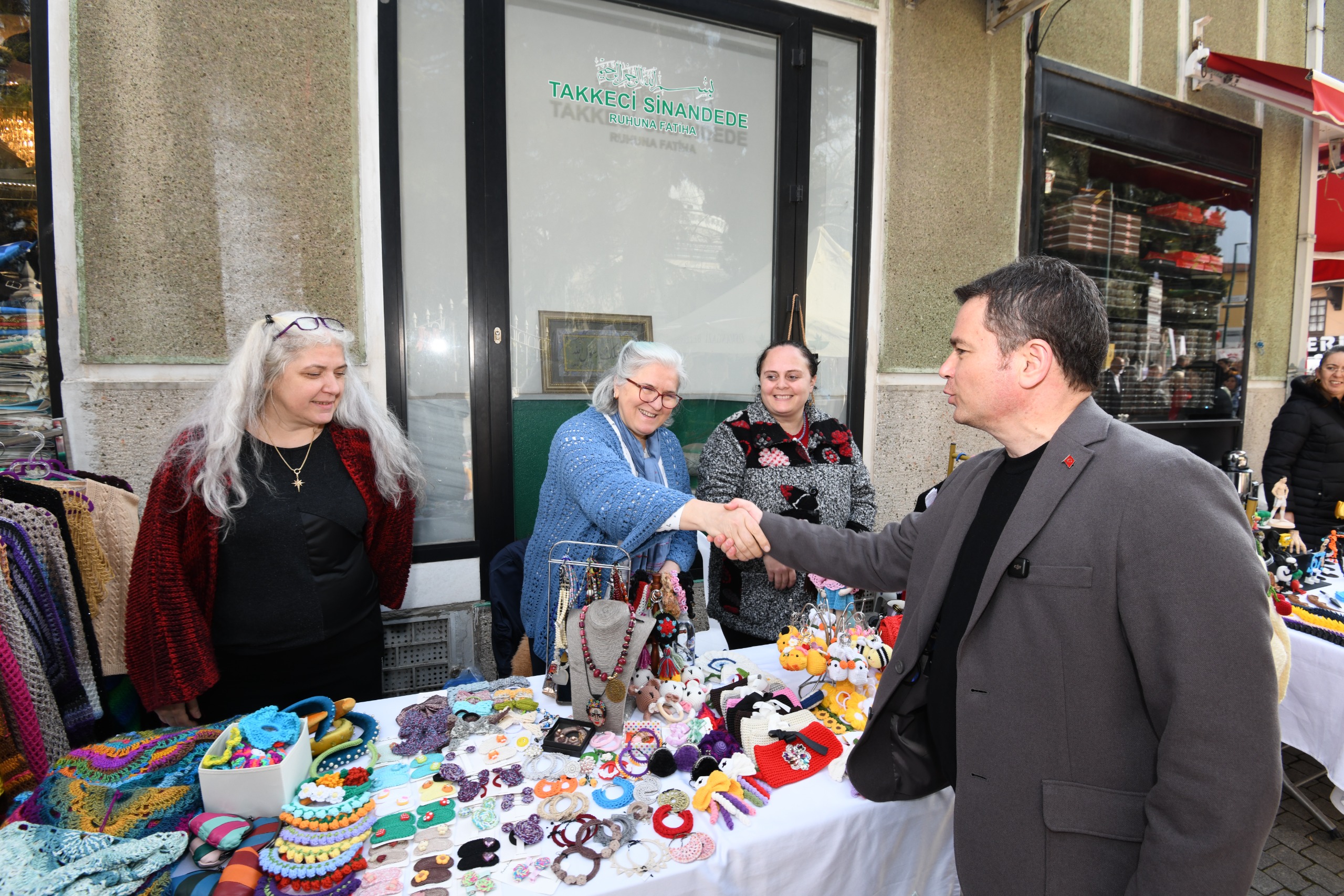 Osmangazi’de kurulan Kadın Girişimciler Sokağı, yerli ve yabancı konukların yoğun
