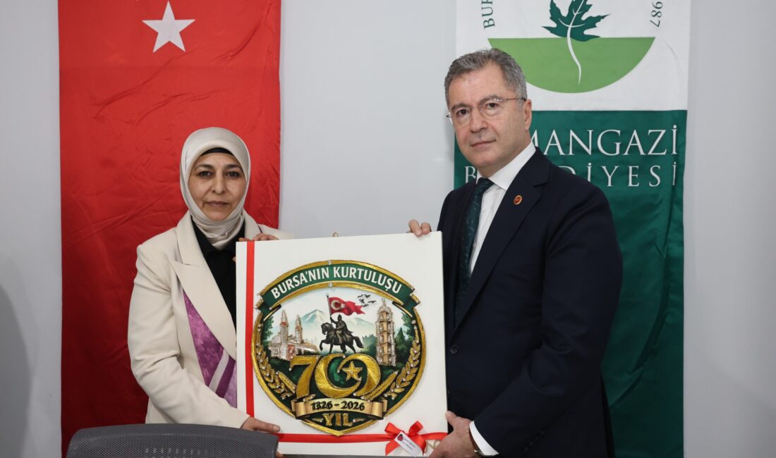 OSMEK kursiyerlerinin yıl boyunca hazırladığı el emeği ürünler sergide beğeniye