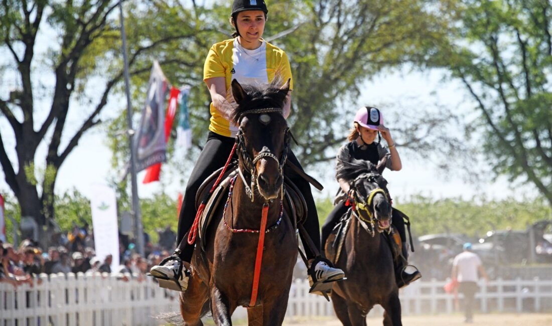 Osmangazi’de düzenlenen Rahvan At Yarışları, 78 atın katılımıyla büyük heyecana