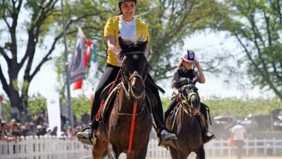 Osmangazi’de düzenlenen Rahvan At Yarışları, 78 atın katılımıyla büyük heyecana