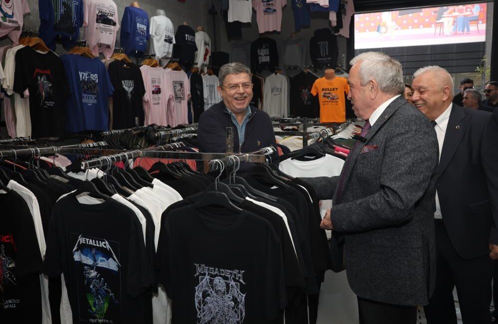 Nilüfer Belediyesi’nin yeni giyim pazarı Balat’ta hizmete girdi, ilçe genelindeki