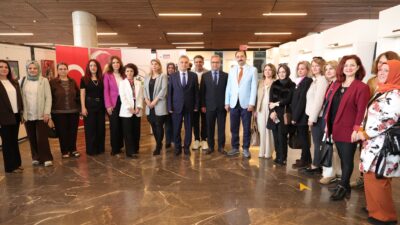 Osmangazi’de liseli öğrencilerin hazırladığı eserler “Atatürk’ün Çocuklarından Sanata Bakış” sergisiyle