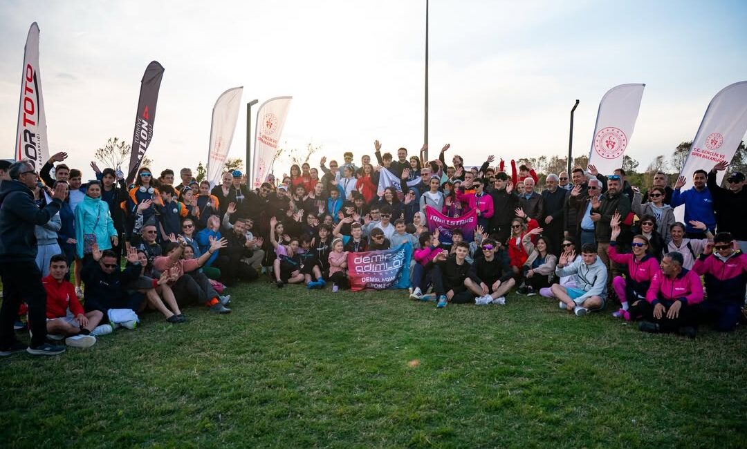 Osmangazi Belediyespor triatlon takımı, Türkiye Şampiyonası’nda 2 gümüş ve 1