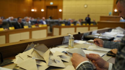 Bursa Büyükşehir Meclisi yeni başkan vekilini perşembe günü seçiyor