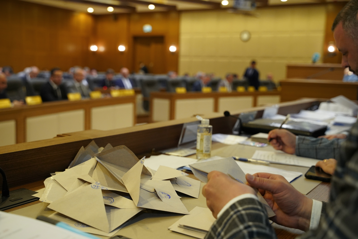 Bursa Büyükşehir Meclisi yeni başkan vekilini perşembe günü seçiyor