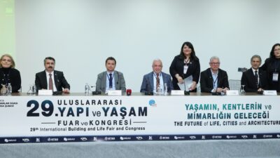 Osmangazi Belediye Başkanı Erkan Aydın, uluslararası kongrede ilçeye kazandırılacak projeleri