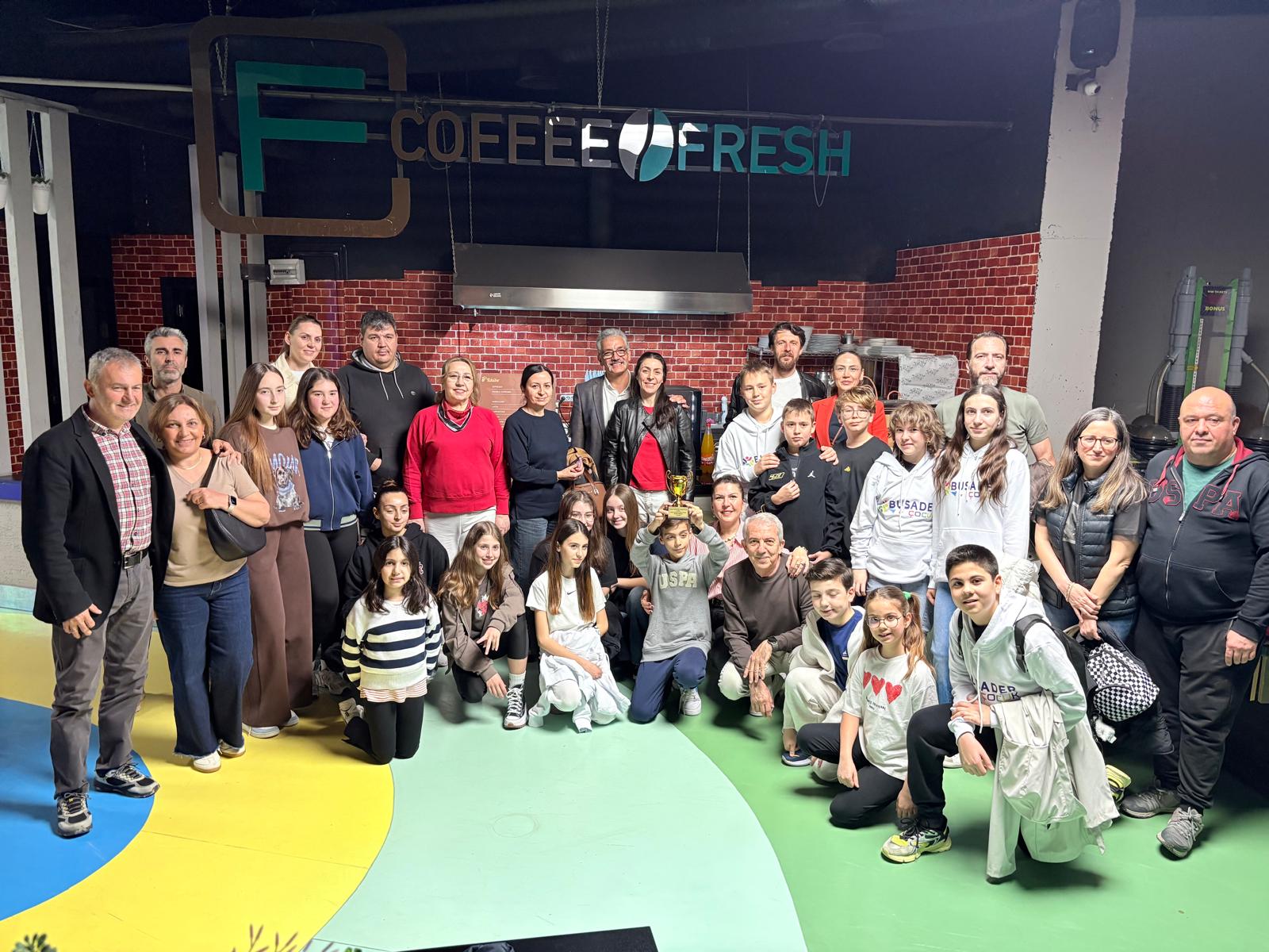 BUSADER Federasyonu bünyesinde faaliyet gösteren BUSADER ÇOCUK, Podyum Davet’te düzenlenen