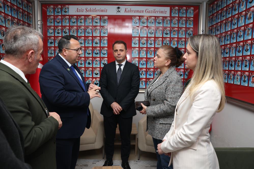 Bursa'da Nilüfer Belediyesi, Şehitler Haftası etkinlikleri çerçevesinde Mihraplı Şehitlik Yerleşkesi'nde