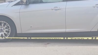 Bursa'nın Gemlik ilçesinde silahlı saldırıya uğrayan bir kişi, yaralı halde