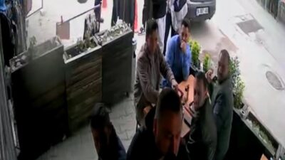 Bursa'da boğazına yemek kaçan 65 yaşındaki vatandaş, esnafın Heimlich manevrasıyla