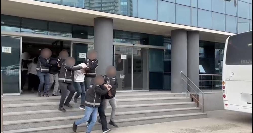 Baskınla ele geçirildiler 1 Bursam Medya -